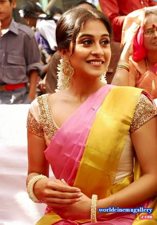 Regina Cassandra Hot Stills