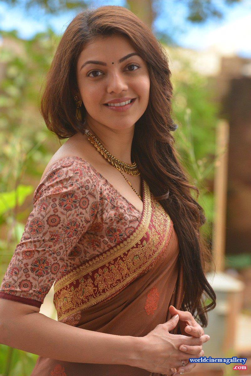 Kajal Agarwal Green Saree Stills