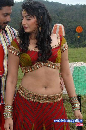 Ragini Dwivedi Hot Stills