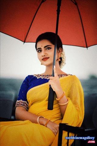 Anupama Parameshwaran Latest Photoshoot  in Yellow Saree