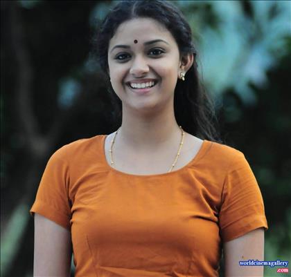 Keerthy Suresh latest Hot stills