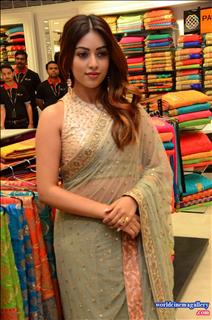 Anu Emmanuel Launches  KLM Shopping Mall 