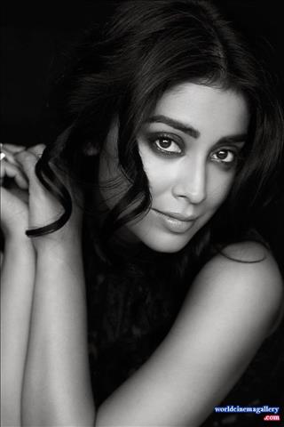 Shriya Saran Latest Stills