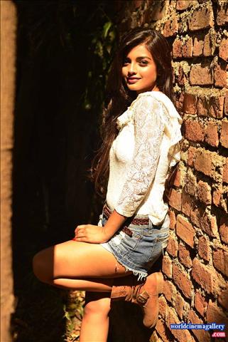 Ashna Zaveri photo stills in BrammaDotCom movie
