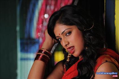 Hari priya Hot Stills from Idi pedda saitan movie