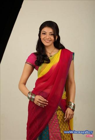 Kajal Agarwal Stills in Red Saree 