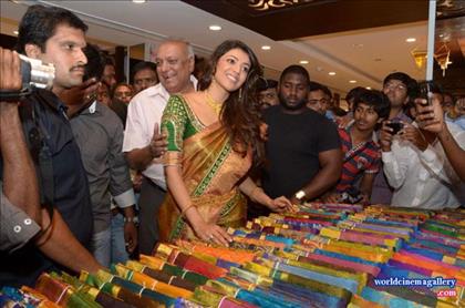 Kajal Aggarwal at Chennai Shopping Mall Launch