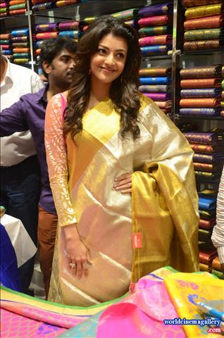 Kajal Aggarwal at Kalanikethan Fashion Mall Launch