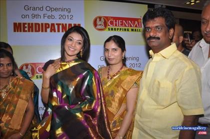Kajal Aggarwal Stills in Green Silk Saree at Chennai Shopping Mall launch