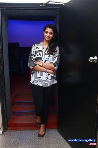 Priya Shankar Cute Saree Stills