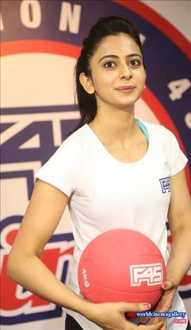 Rakul Preet Singh Hot Stills