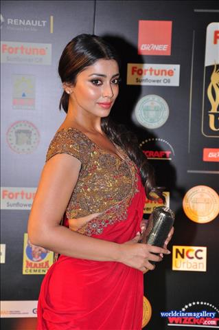 Shriya Saran Latest Photos at IIFA Utsavam Awards In Red Saree