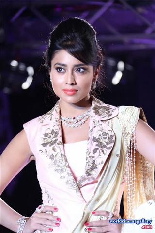 Shriya Saran Latest Stills 2