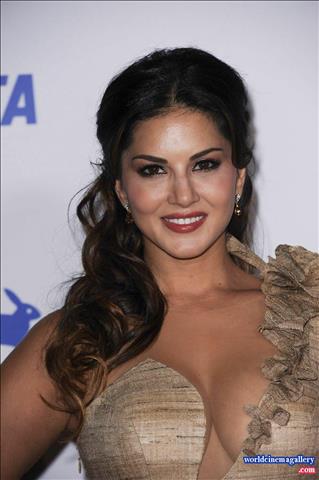 Sunny Leone Hot Latest Stills