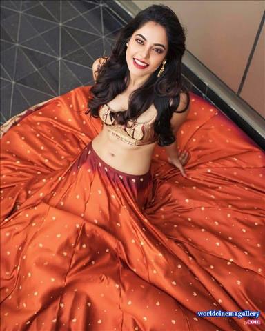 Bindu Madhavi Magazine Stills