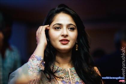 Anushka Shetty Hot Stills