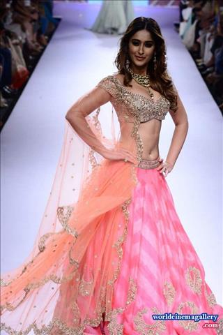 ileana Dcruz At Lakme Fashion Week Summer Resort