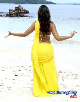 ileana d'cruz Hot in Yellow dress