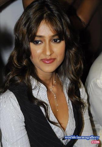 ileana d'cruz Hot PhotoShoot Stills