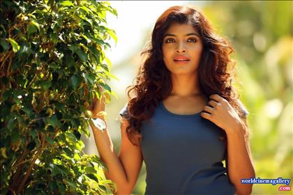 Sanchita Shetty Hot Stills