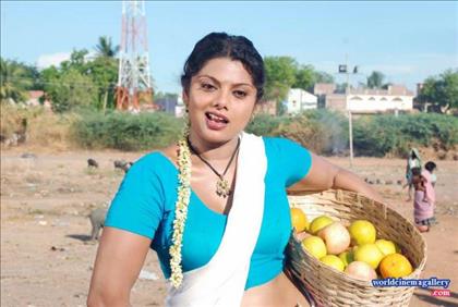 Swathi Varma Hot Stills in Veerachozhan Movie