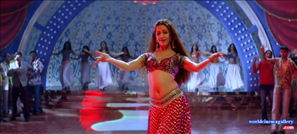 Aishwarya Rai in Kajra Re Item Songs from Bunty Aur Babli Movie