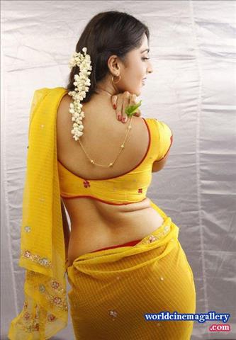 Anushka Yellow Saree in Jeevana Vedam