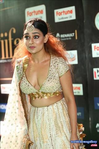 Apoorva Stills At IIFA Utsavam Awards 2017