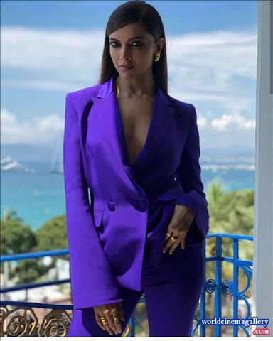Deepika Padukone Stills At Cannes 2018