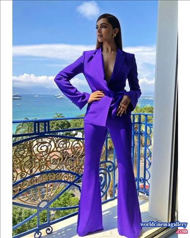 Deepika Padukone Stills At Cannes 2018