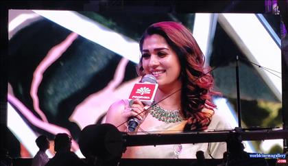 Nayanthara Stills At Vijay Awards 2017
