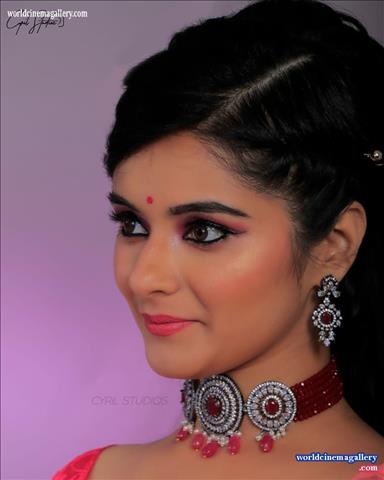Hari Priya Isai Sun TV Kanmani Serial Actress
