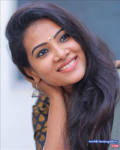 Dhivya Dhuraisamy