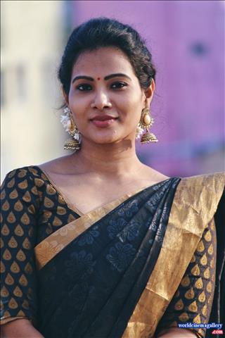 Dhivya Dhuraisamy