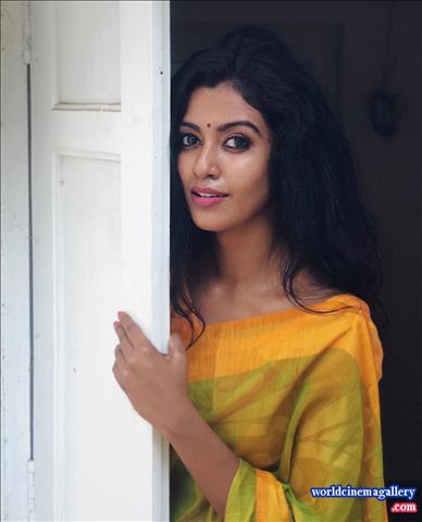 Roshni Haripriyan