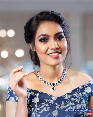 Tamil Serial Actress