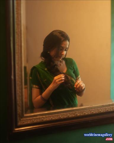 Priyanka Mohan cute in green saree 