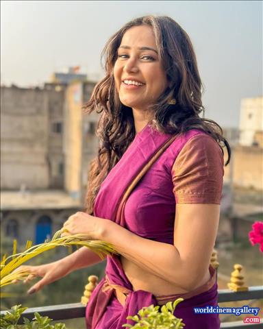 Anaira Gupta Hot Stills