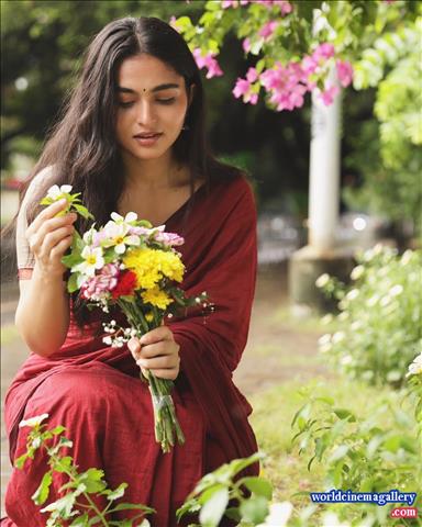 Kayadu Lohar Dragon acress stills