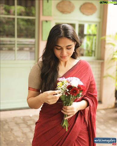 Kayadu Lohar Dragon actress stills